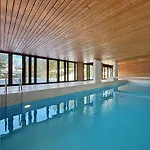 Apartamento Alpine Club Retreat, Studio, Pool And View