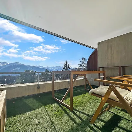Alpine Club Retreat, Studio, Pool And View Appartement *